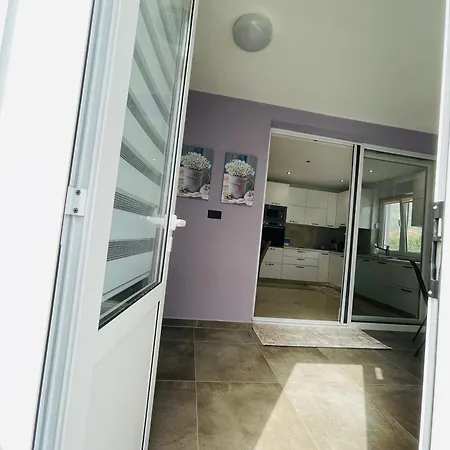 Apartment M&g Kastel Stari *